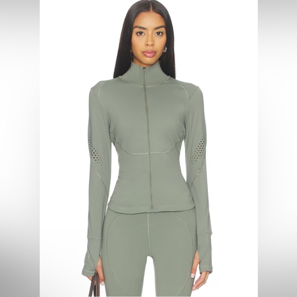 Adidas x Stella McCartney - Picture 2 of 8